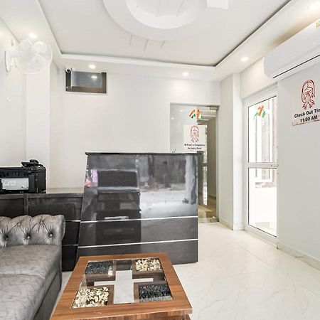 Oyo Townhouse 853 Hotel The Royal Aroma Haridwār Buitenkant foto