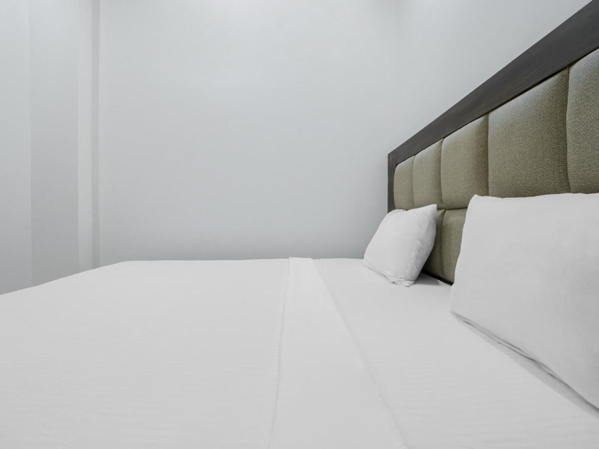 Oyo Townhouse 853 Hotel The Royal Aroma Haridwār Buitenkant foto