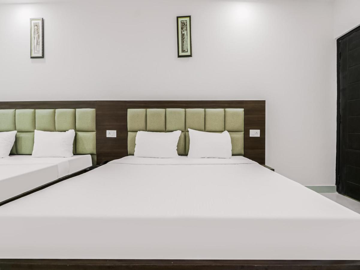 Oyo Townhouse 853 Hotel The Royal Aroma Haridwār Buitenkant foto