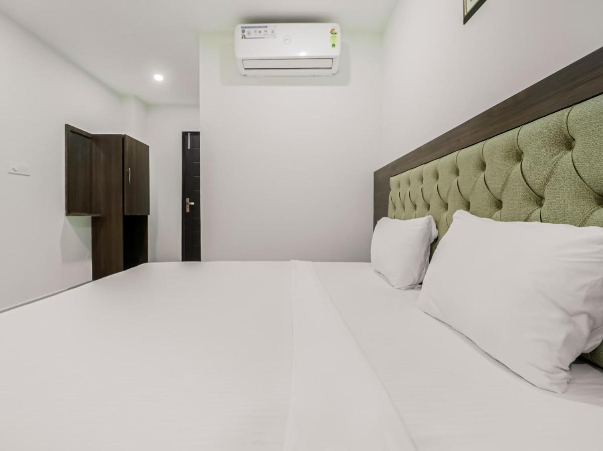 Oyo Townhouse 853 Hotel The Royal Aroma Haridwār Buitenkant foto